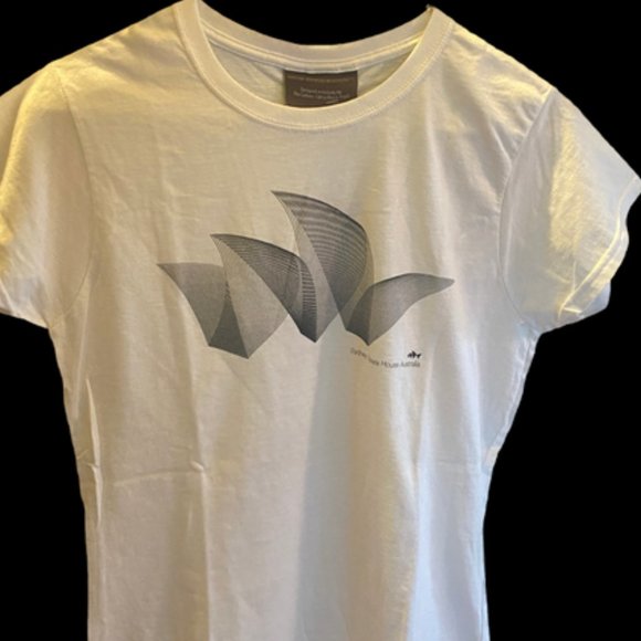 Sydney Opera House Graphic T-Shirt - NWT - Picture 2 of 5